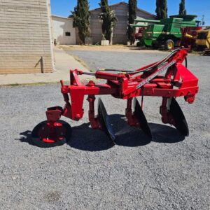 Aradora Massey Ferguson